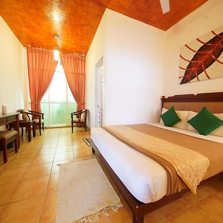 Olympus Plaza Hotel Haputale Buitenkant foto